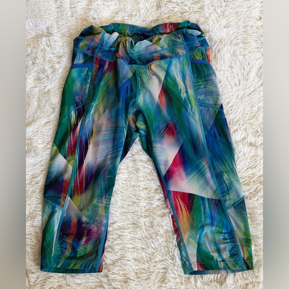 Athleta Colorful Printed Running Capri Leggings Medium Zip Pocket Athletic